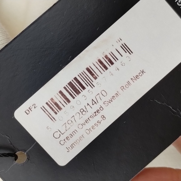 PrettyLittleThings Women's size 4 Cream Oversized Sweat Roll Neck Jumper… - Picture 8 of 10